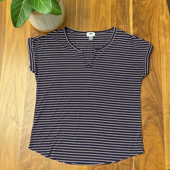 Old Navy Cap Sleeve Tee - Picture 1 of 4